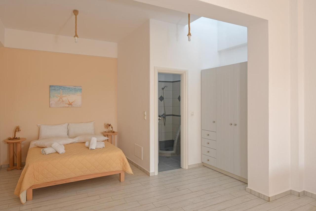 Appartement Gyrouli 1 à Pera Gyalos Extérieur photo